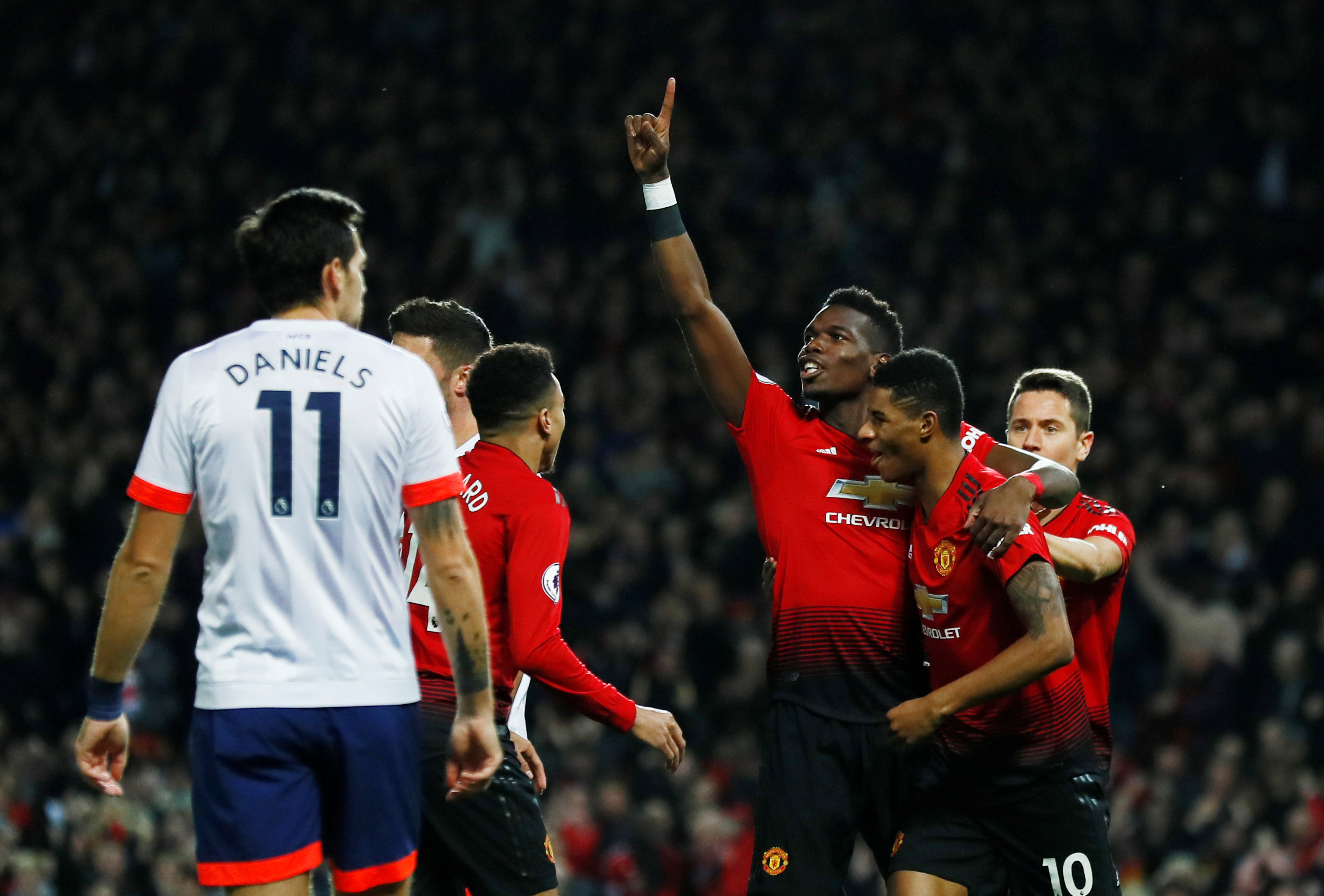 尔比的背后 尔比的背后